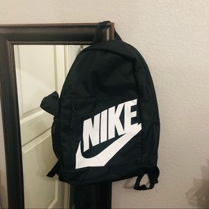 NIKE BACKPACK